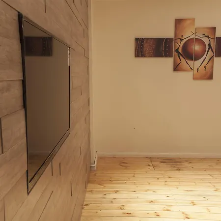 公寓 近查理检查站最佳城市之家酒店